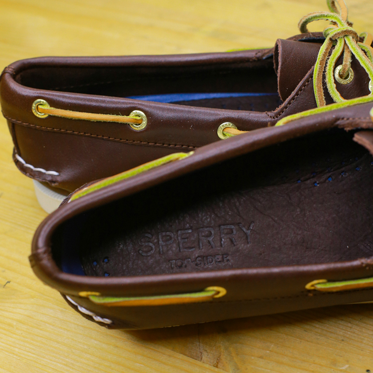 Женские топсайдеры Sperry A/O 2-Eye Classic Brown Boat Shoes — изображение 6