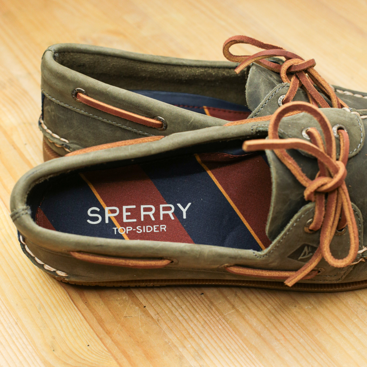 Мужские топсайдеры Sperry A/O 2-Eye Varsity Olive Boat Shoes — изображение 6