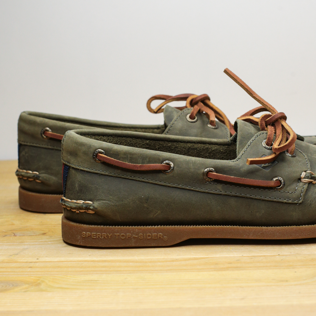 Мужские топсайдеры Sperry A/O 2-Eye Varsity Olive Boat Shoes — изображение 7