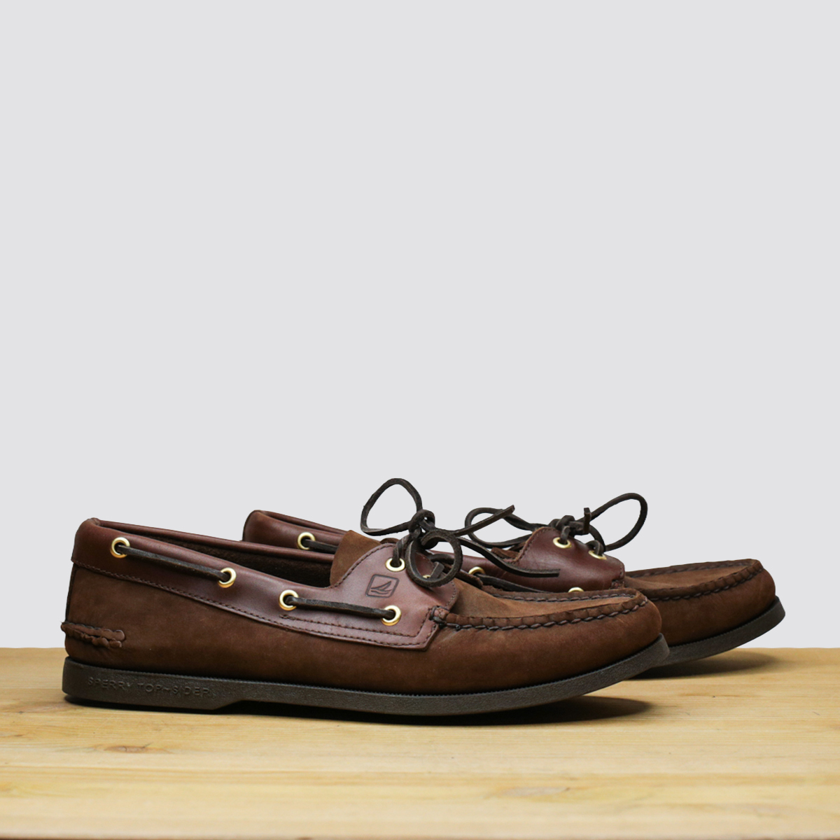 Мужские топсайдеры Sperry A/O 2-Eye Brown Suede Leather Moc Toe Casual Boat Shoes — изображение 2