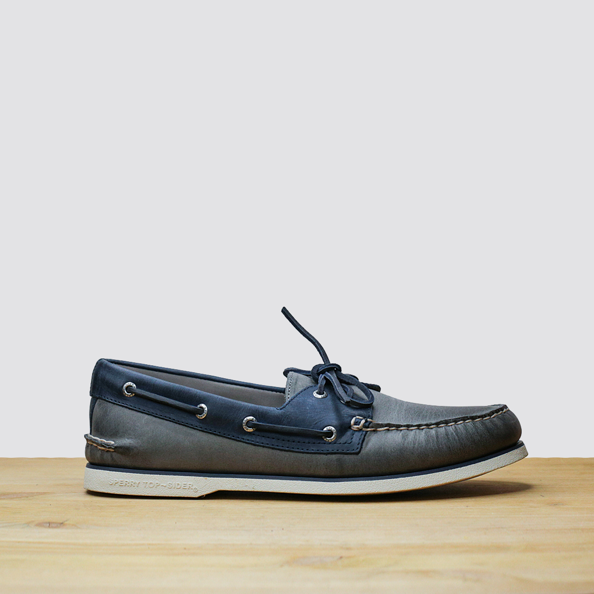 Мужские топсайдеры Sperry A/O 2-Eye Gold Cup Navy/Grey Boat Shoes